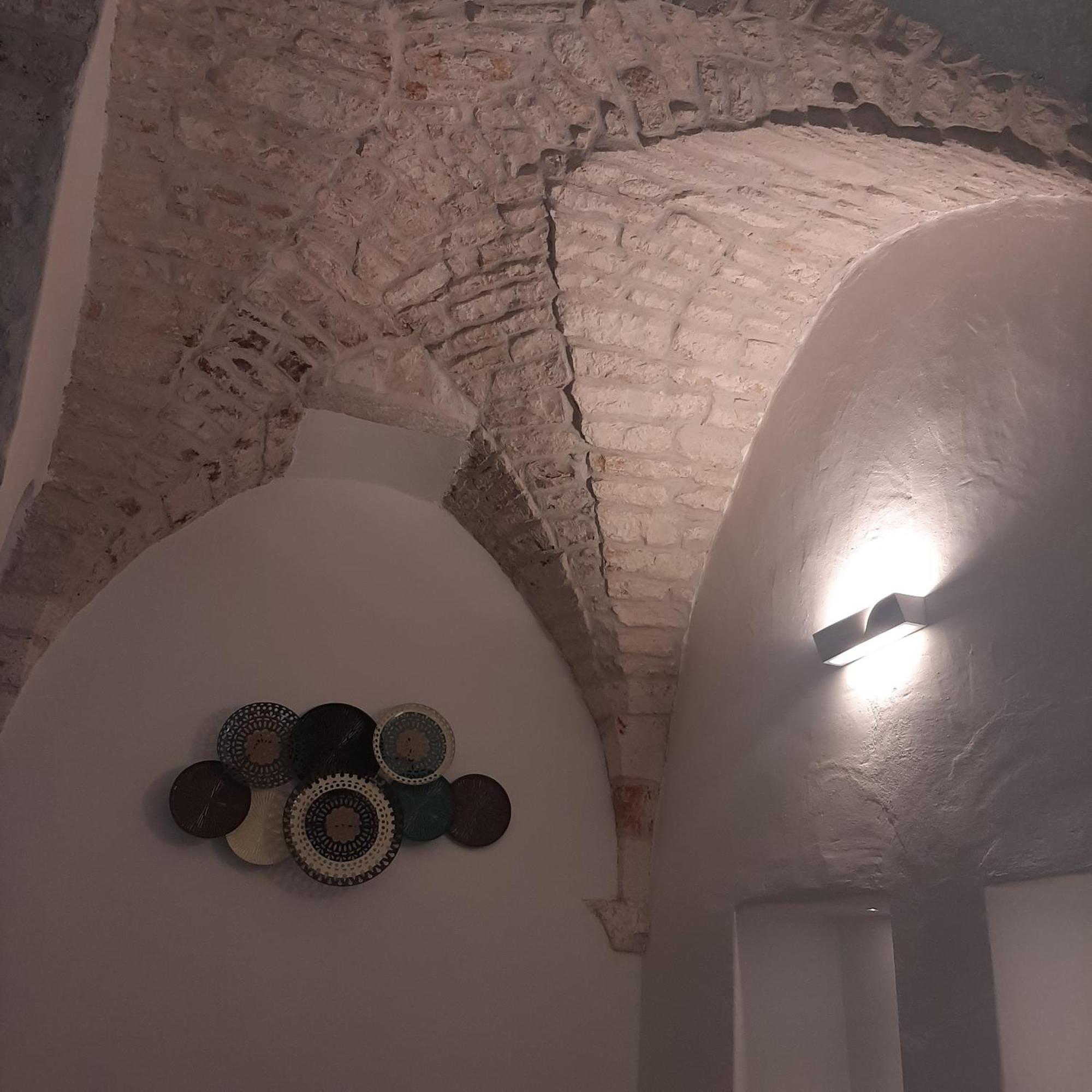 Dimora Lavinia Casa Vacanze Centro Storico Ostuni Exterior photo